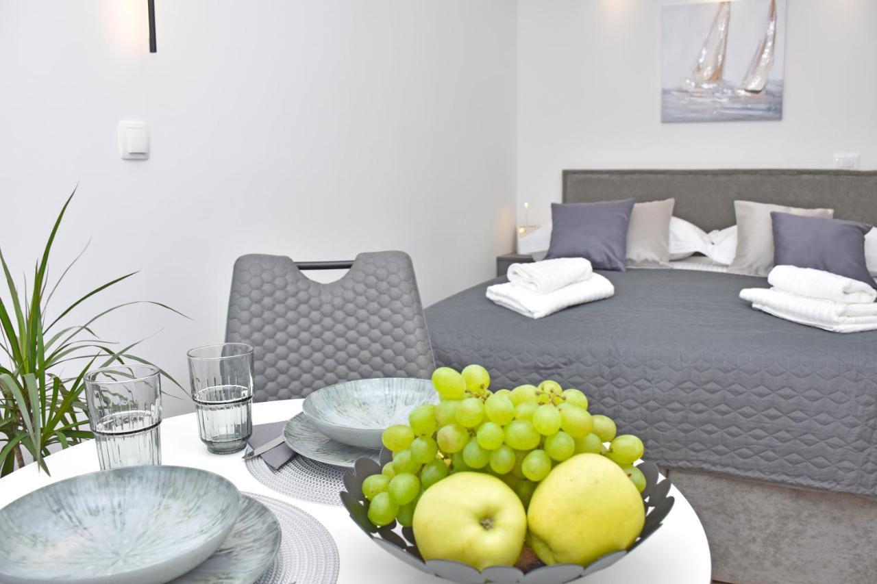 Luxury Apartments Luna Tučepi Buitenkant foto
