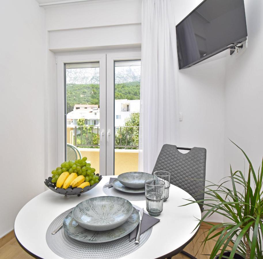 Luxury Apartments Luna Tučepi Buitenkant foto