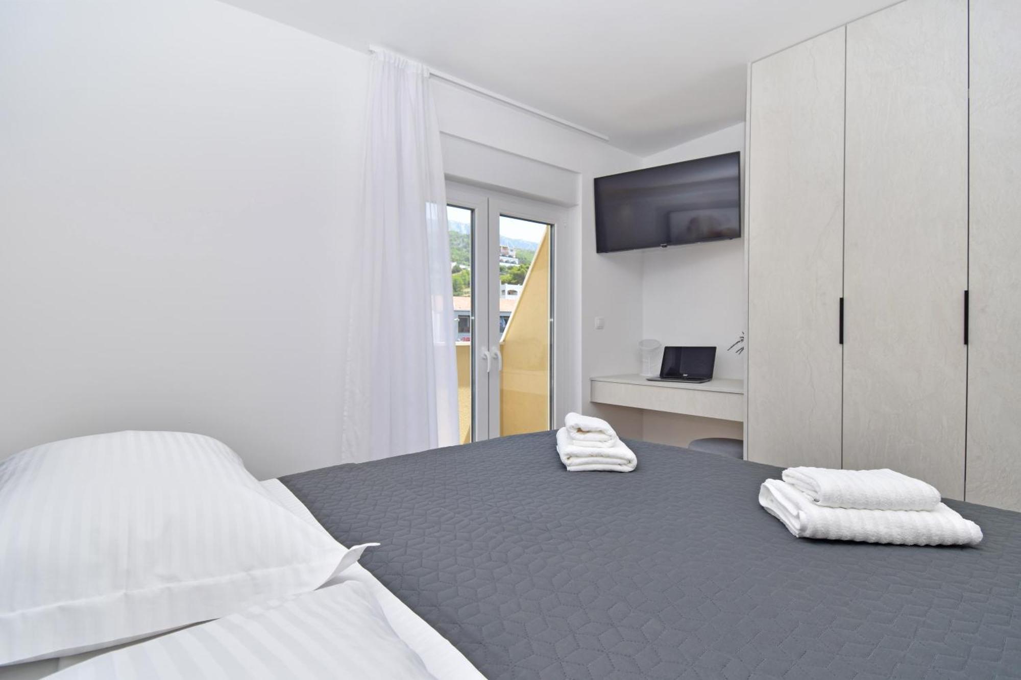 Luxury Apartments Luna Tučepi Buitenkant foto