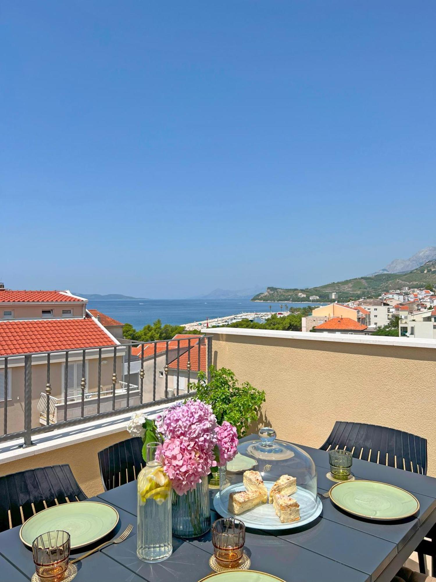 Luxury Apartments Luna Tučepi Buitenkant foto